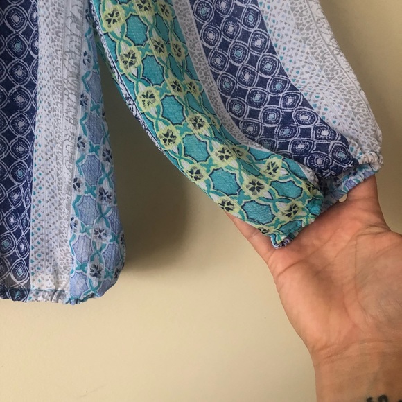 SOLD | Light Weight Sheer Boho Top - Picture 5 of 6